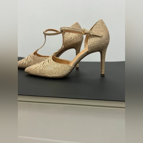 Roland Cartier gold heels - Picture 2 of 5